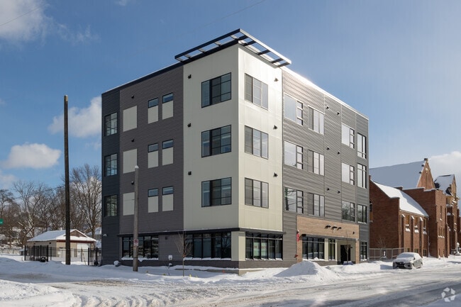Exterior - Southtown Lofts