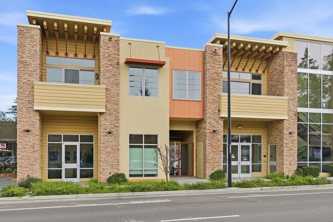Foto del edificio - Gorgeous & Modern Los Altos Condo