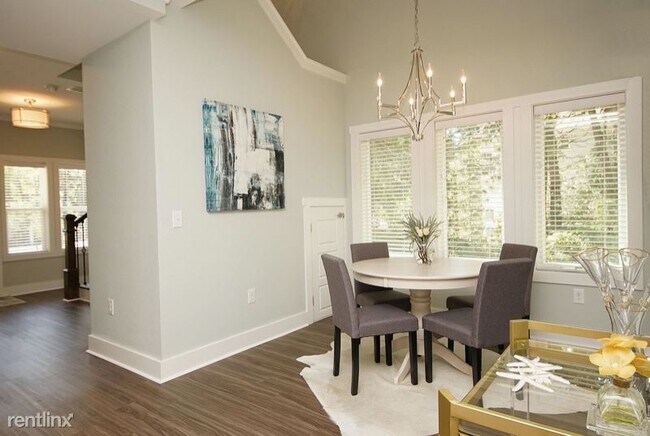 Building Photo - 3 br, 2.5 bath House - 208 Rearden Way