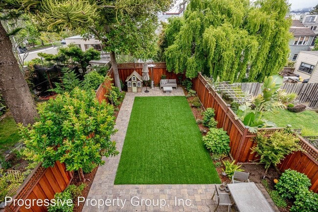 Building Photo - 3 br, 2.5 bath House - 280 32nd Avenue