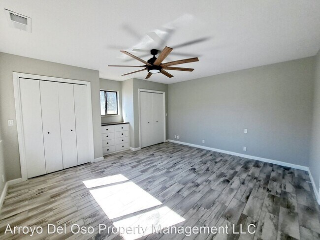 Building Photo - 2 br, 2 bath House - 2913 Jefferson Street NE