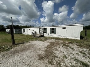 Building Photo - 3620 Carver Rd