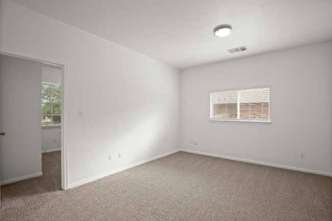 Building Photo - 1300 Estival Dr