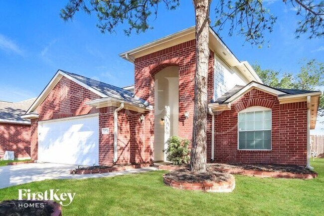 Building Photo - 11706 Pinos Altos Dr