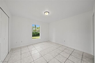 Building Photo - 4735 30th St SW