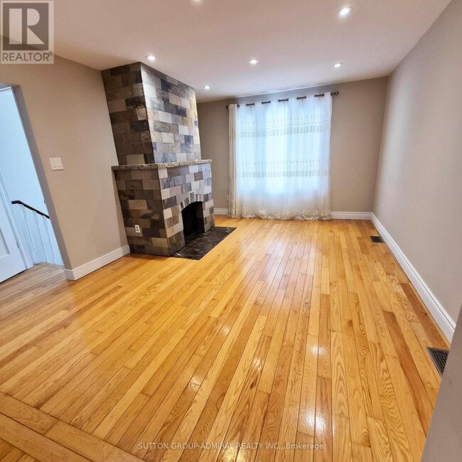 Building Photo - 104 Armitage Dr