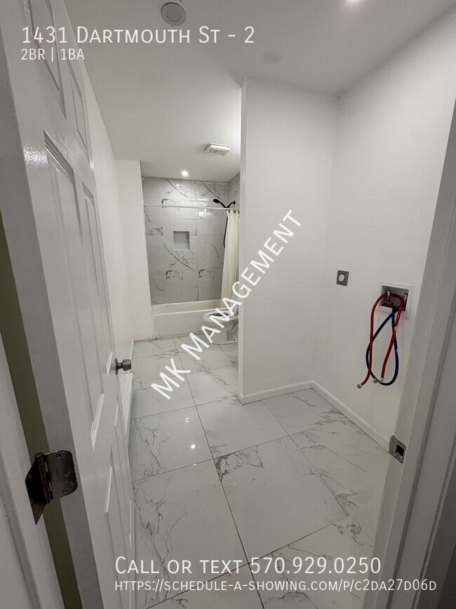 Foto del edificio - 1431 Dartmouth St