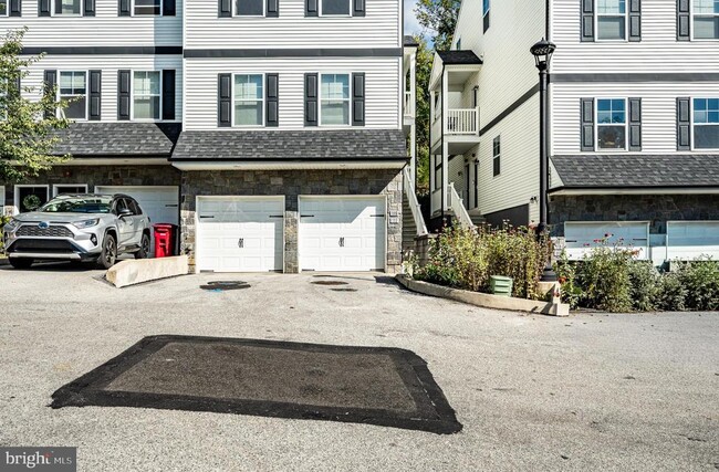 Foto del edificio - 117 Colwell Ln