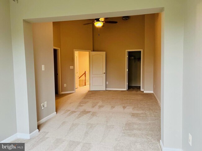 Foto del edificio - 43223 Becontree Terrace