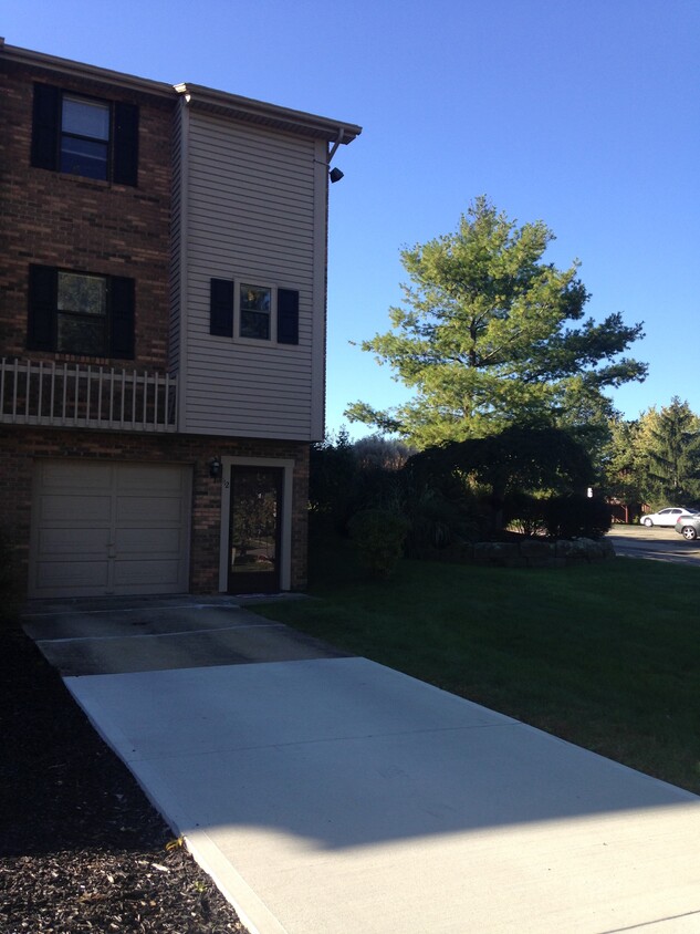 Front View - 112 Forest Dr
