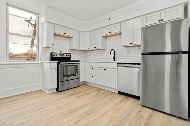 Foto del edificio - 2330-2340 Candace St, Pittsburgh, PA, 15216