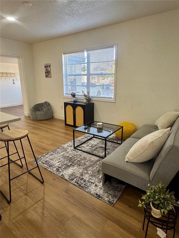 Foto del edificio - 3022 W Meadow St