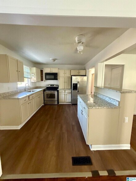 Foto del edificio - 7836 10th Ave S