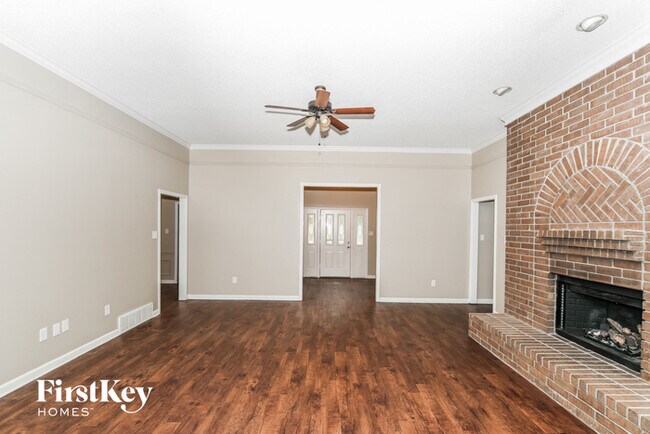 Building Photo - 3456 Sunswept Dr