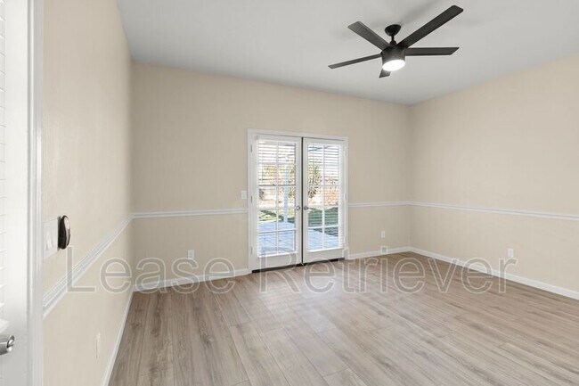 Foto del edificio - 825 Heritage Pl