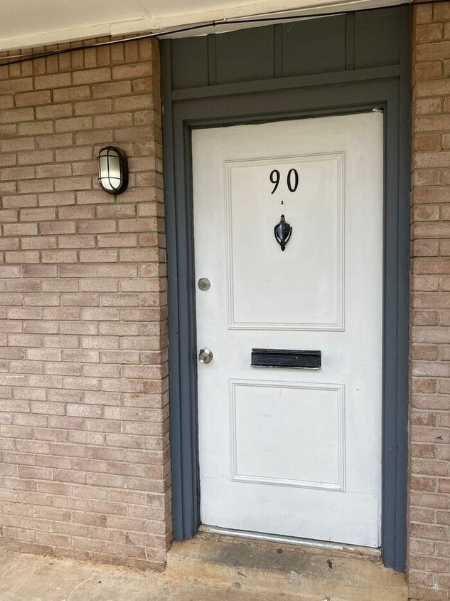 Spacious 1 Bed 1 Bath - Spacious 1 Bed 1 Bath