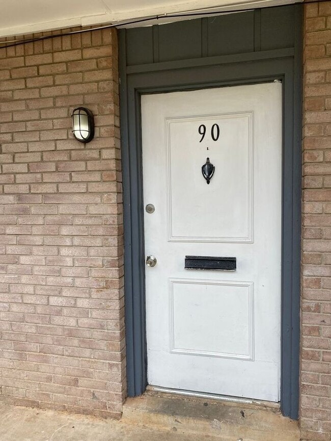 Spacious 1 Bed 1 Bath - Spacious 1 Bed 1 Bath House