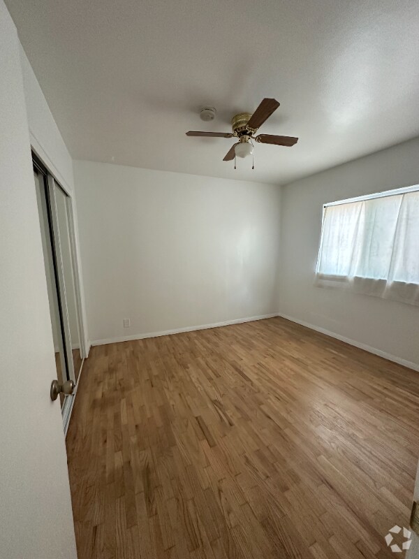 Centinela Heights Student Apartments for Rent Inglewood, CA 9