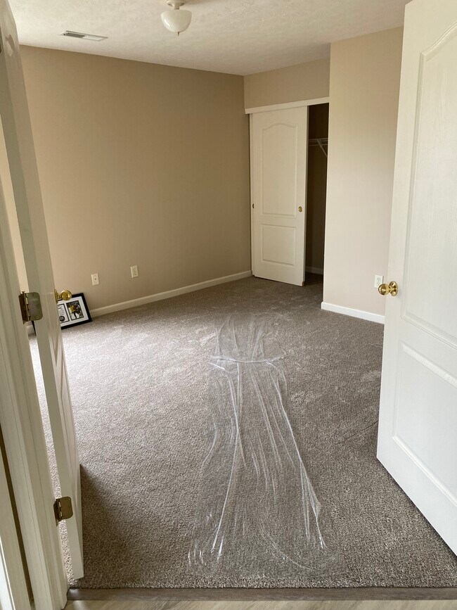 Dormitorio #3 - 6839 Cloudscape Way