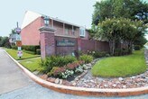 Foto principal - 727 Bunker Hill Rd