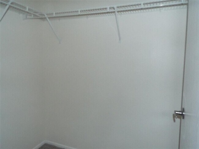 Building Photo - 10018 Sugarvine Ln