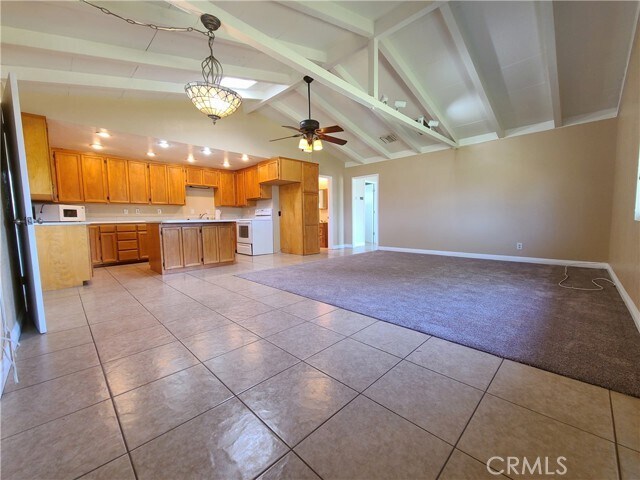 Foto del edificio - 13195 Bryant St