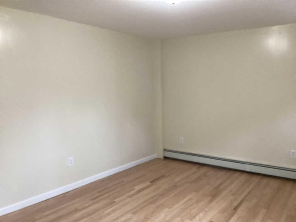 Building Photo - 341 Cambridge St