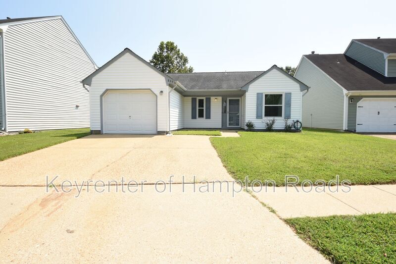Primary Photo - 825 Maitland Dr