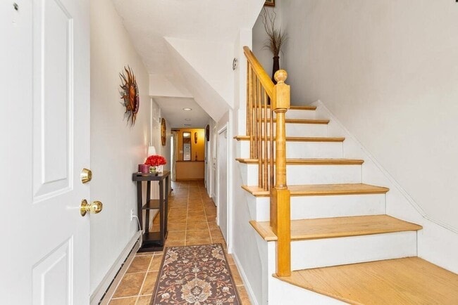 Photo - 13 Circuit Ln Townhome