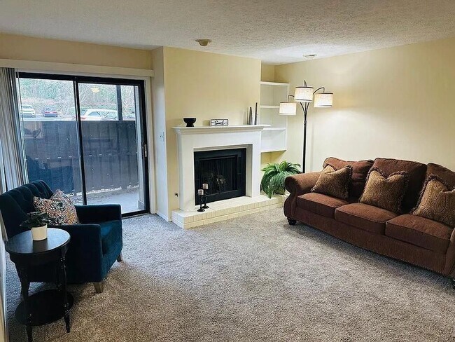 Foto del edificio - 3932 Cedar Cir