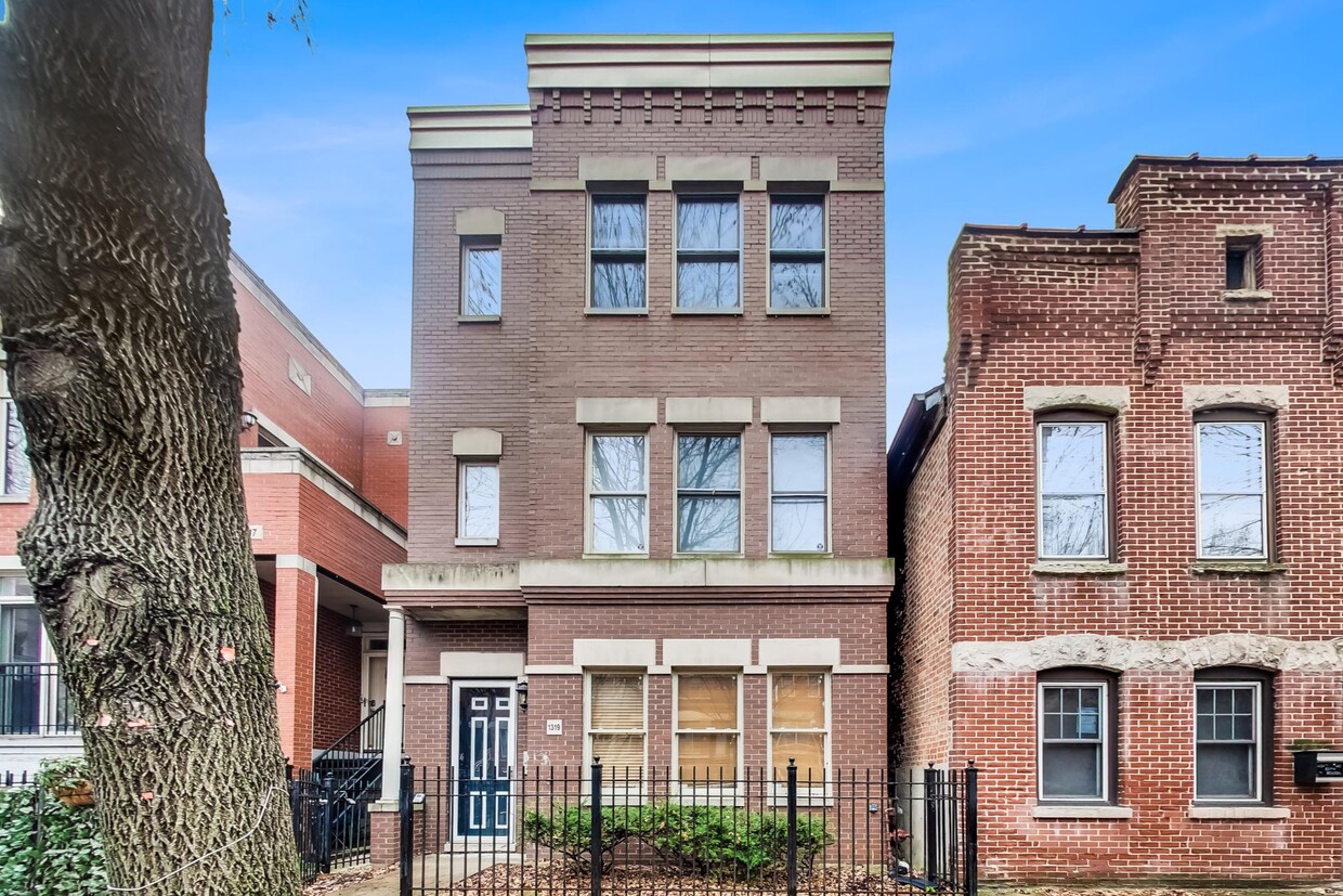 Primary Photo - 1319 W Fillmore St