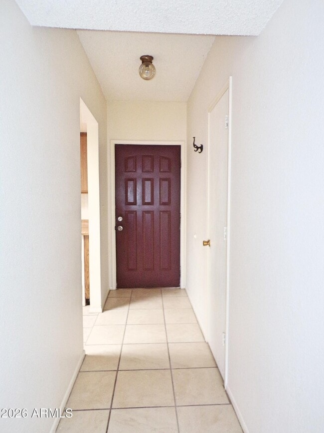 Foto del edificio - 4411 Buena Loma Way