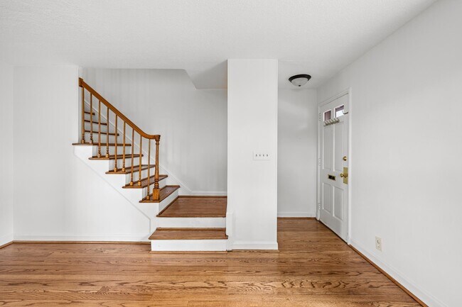 Building Photo - 3061 S Woodrow St