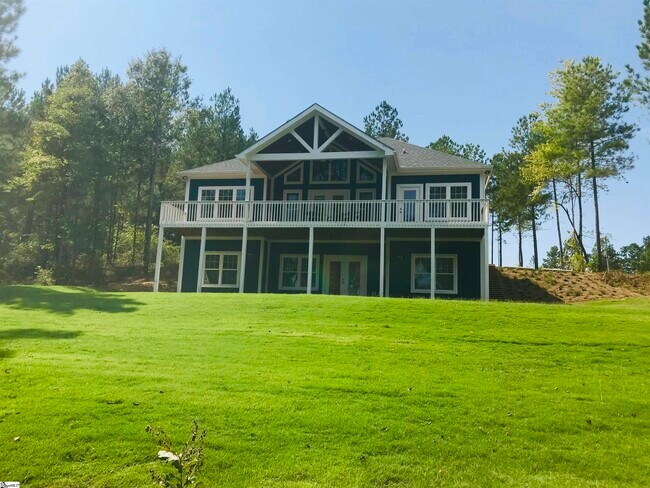 Foto del edificio - 347 McAlister Rd