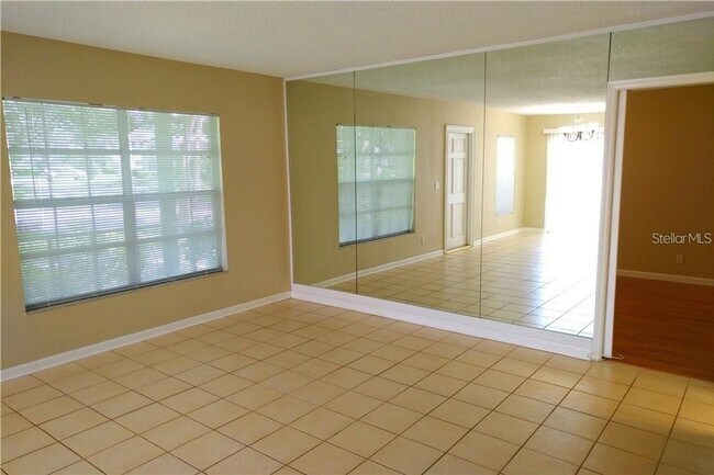 Foto del edificio - 11756 Raintree Drive