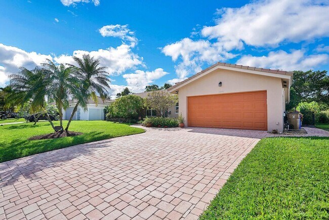 Building Photo - 1104 Little Harbor Dr