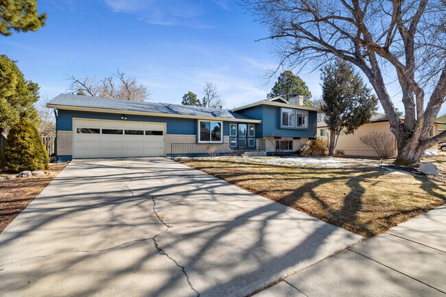 Foto del edificio - 2805 Westwood Blvd, Colorado Springs, CO 8...