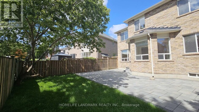 Building Photo - 51 Raffia Ave