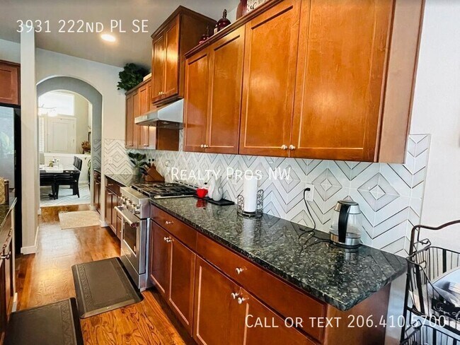 Foto del edificio - 3931 222nd Pl SE