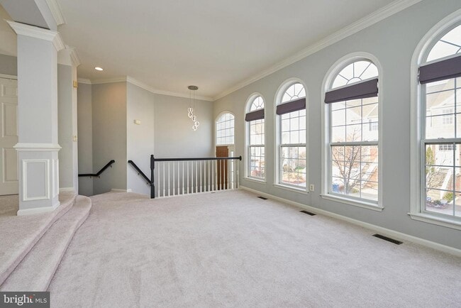 Building Photo - 44111 Saxony Terrace