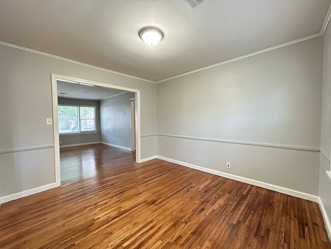 Foto del edificio - For Lease | South Tulsa | $1125 Rent
