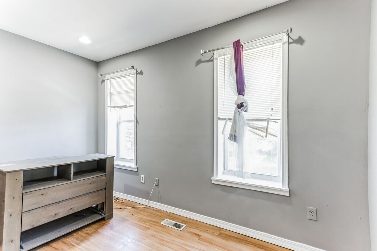 Foto principal - 2252 N Camac Street