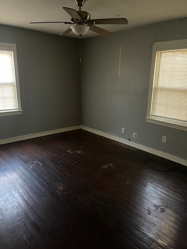 Building Photo - Ask About Our First Month Special!!!