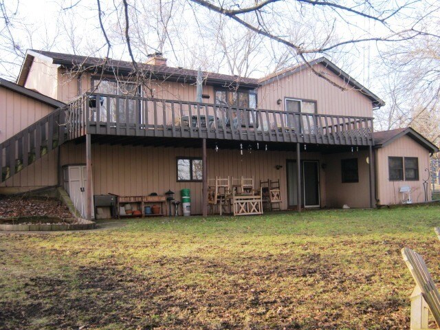 Building Photo - 1911 Hilltop Ave