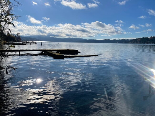 Foto del edificio - 1335-1211 211th Pl NE