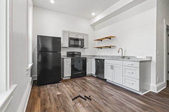 Building Photo - 427 Whiteman St