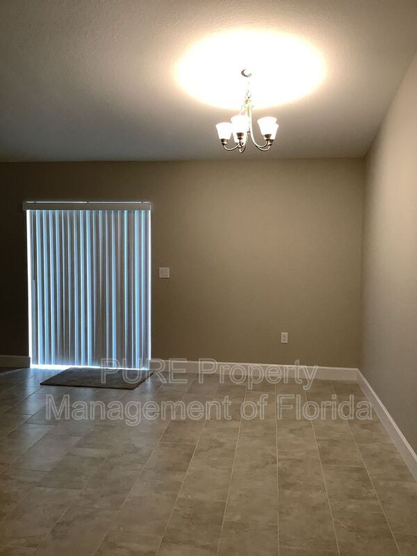 Foto del edificio - 159 Marion Oaks Pass