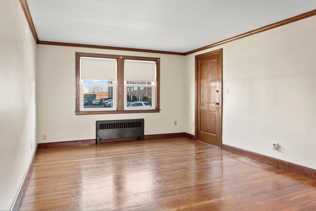 Foto del edificio - 1085 Washington St