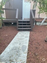 Building Photo - 3806 Linda Vista Dr