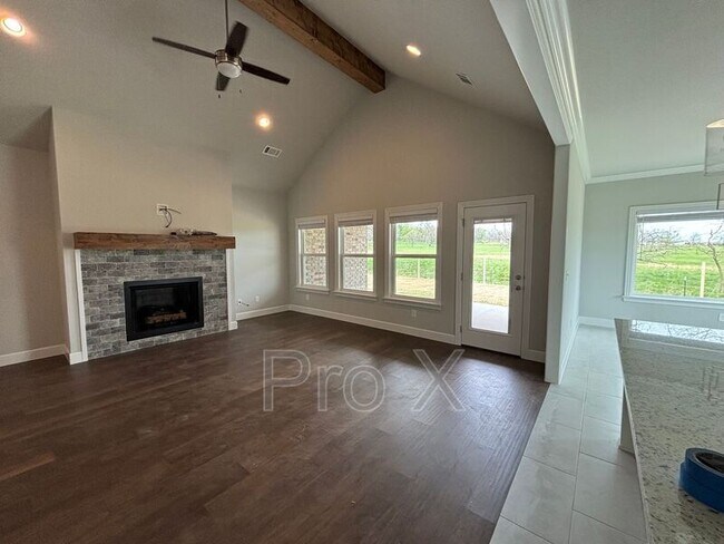 Building Photo - 1350 Overcup Oak Ln